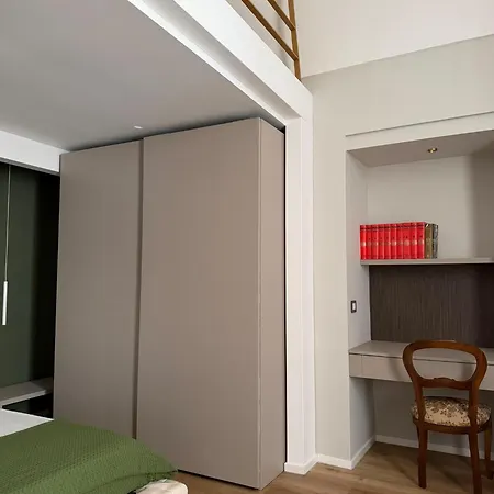 Dimora Fiore Apartment